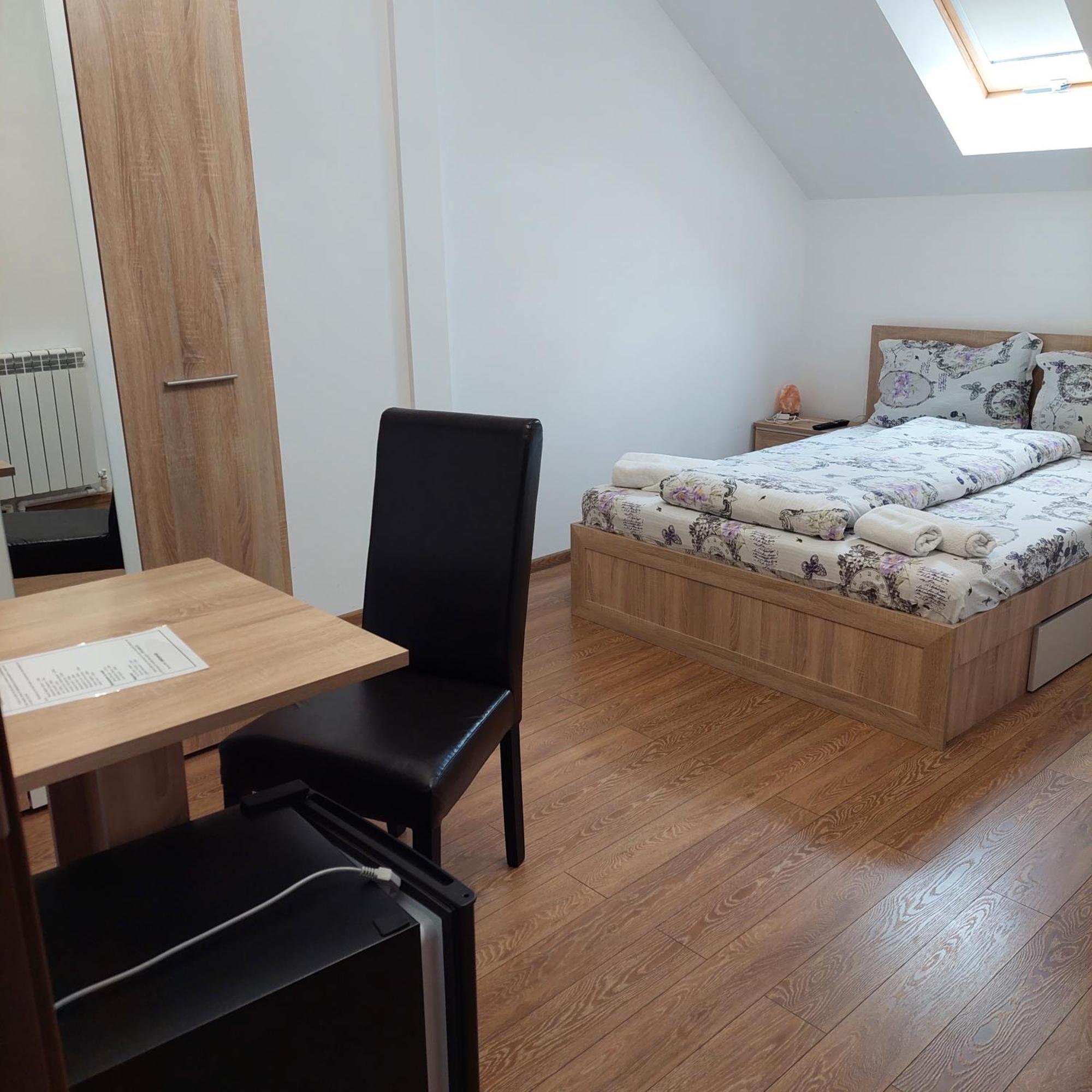 Hotel Casa Cristina Cîrţişoara Esterno foto